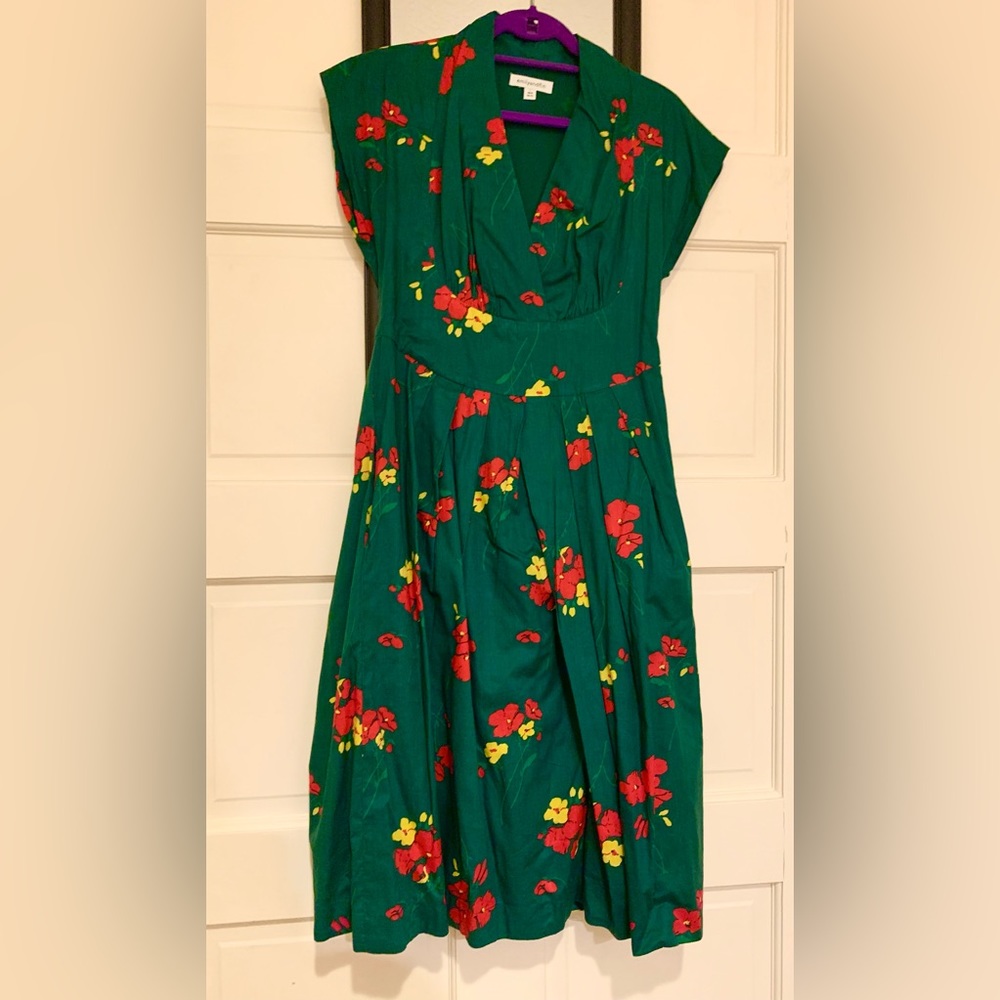 ModCloth Emily and Fin Green Floral A-Line Dress Large